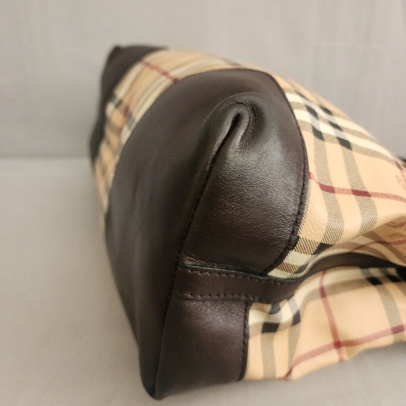 BURBERRY Haymarket Check Hepburn Tote Bag - Picture 10 of 16
